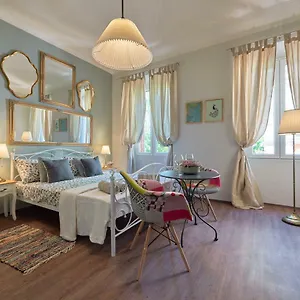  Apartament Old Romanitic 1 With Free Private Parking